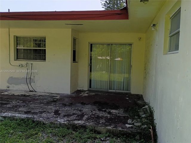 3 of 5 - 19031 Nw 12th Avenue, Miami Gardens, FL