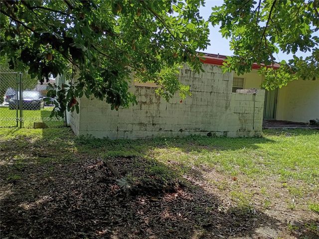 5 of 5 - 19031 Nw 12th Avenue, Miami Gardens, FL