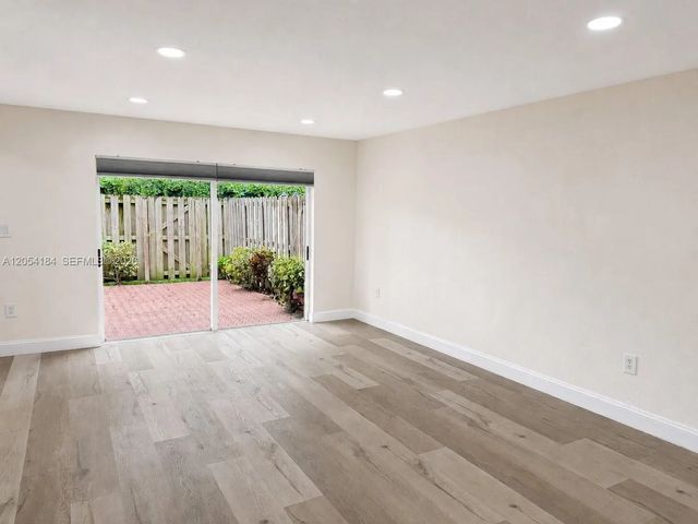 5 of 37 - 11432 Nw 50th Terrace, Doral, FL