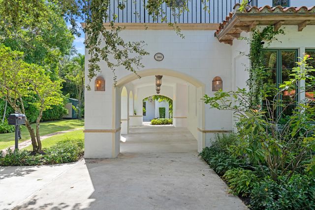 3 of 61 - 308 Barcelona Road, West Palm Beach, FL