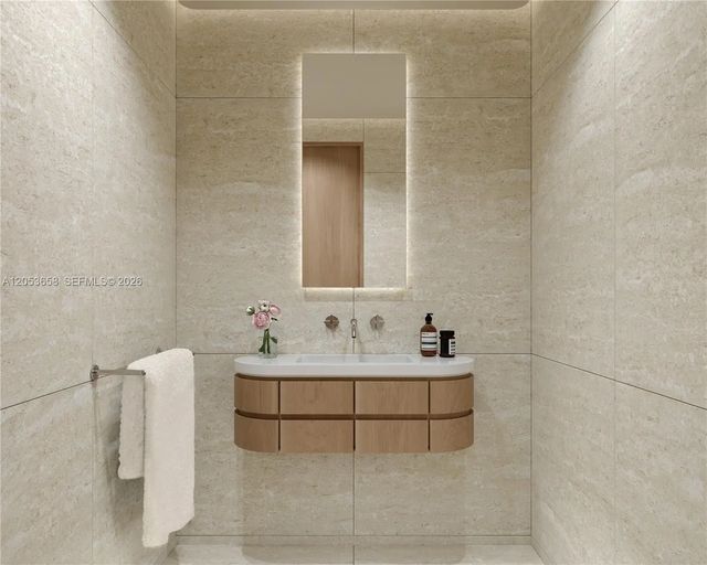 5 of 12 - 39 Ne 39th Street #405, Miami, FL