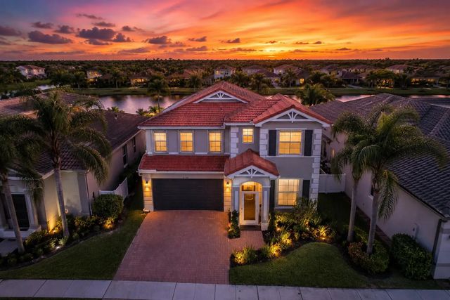 3 of 50 - 176 Belle Grove Lane, West Palm Beach, FL