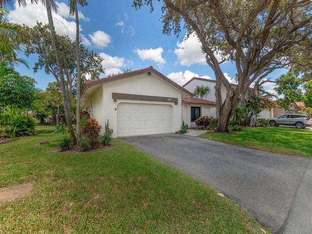 4 of 51 - 627 Hollows Circle, Deerfield Beach, FL