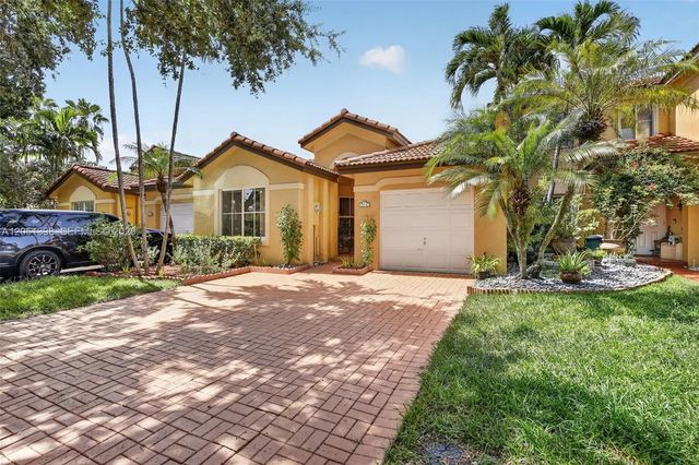 14147 N Forest Oak Circle, Davie