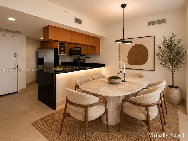 2 of 28 - 1750 N Bayshore Drive #1814, Miami, FL
