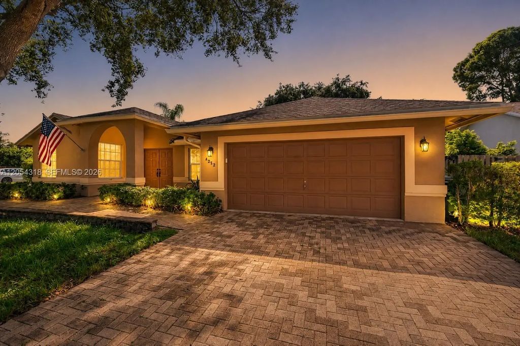 4252 Sw 78th Drive, Davie