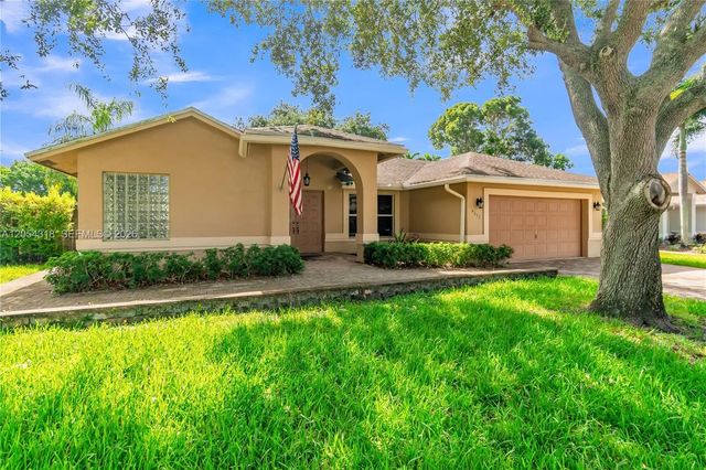 2 of 50 - 4252 Sw 78th Drive, Davie, FL