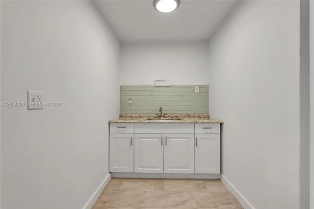 5 of 13 - 7000 Nw 2 Avenue #7010, Miami, FL