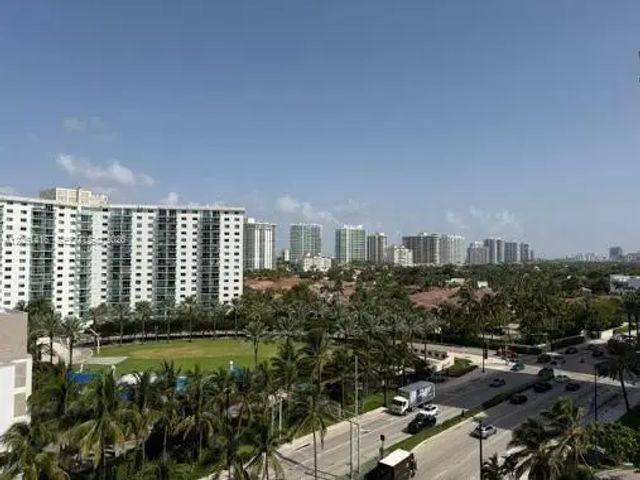 3 of 8 - 19201 Collins Avenue #837, Sunny Isles Beach, FL