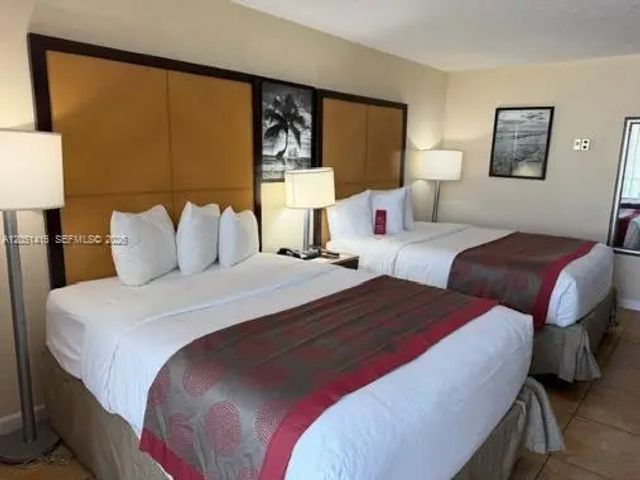 5 of 8 - 19201 Collins Avenue #837, Sunny Isles Beach, FL