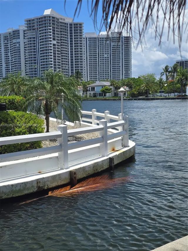 3177 S Ocean Drive #217, Hallandale Beach