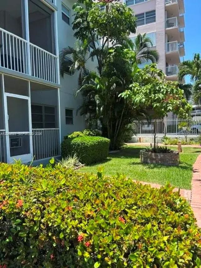 5 of 39 - 3177 S Ocean Drive #217, Hallandale Beach, FL