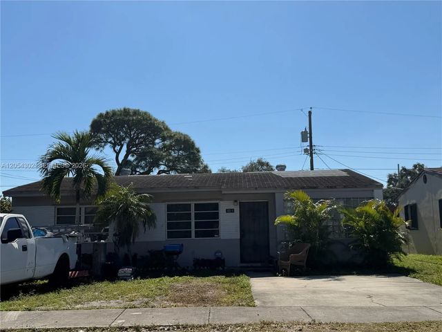 1828 Nw 152nd Street, Miami Gardens
