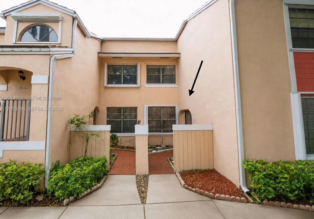 11856 Nw 11th Street #11856, Pembroke Pines