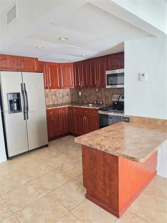 5 of 22 - 10972 Sw 4th Street #j2, Sweetwater, FL