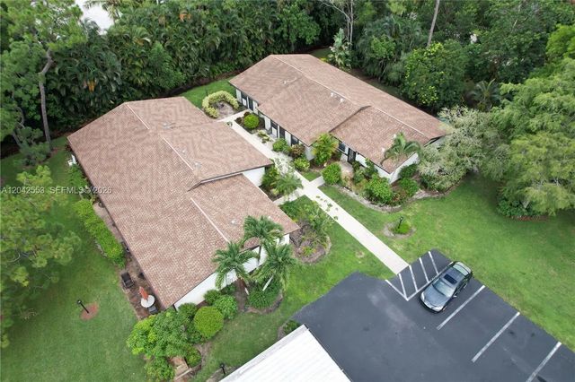3 of 34 - 1001 Pine Isle Lane #1001, Naples, FL