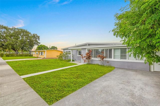 3 of 48 - 18100 Nw 7th Place, Miami Gardens, FL