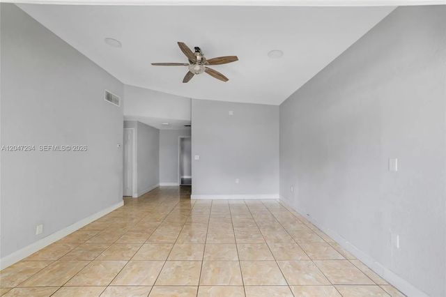 4 of 48 - 18100 Nw 7th Place, Miami Gardens, FL