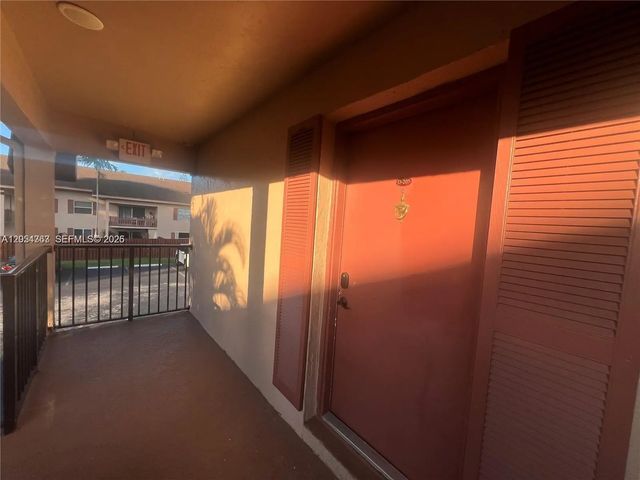 3 of 12 - 11227 Sw 88th Street #205d, Miami, FL