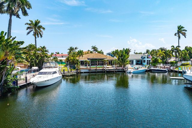 2 of 67 - 2761 Ne 48th Court, Lighthouse Point, FL