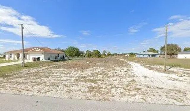 2 of 2 - 2700 40th Street Sw, Lehigh Acres, FL