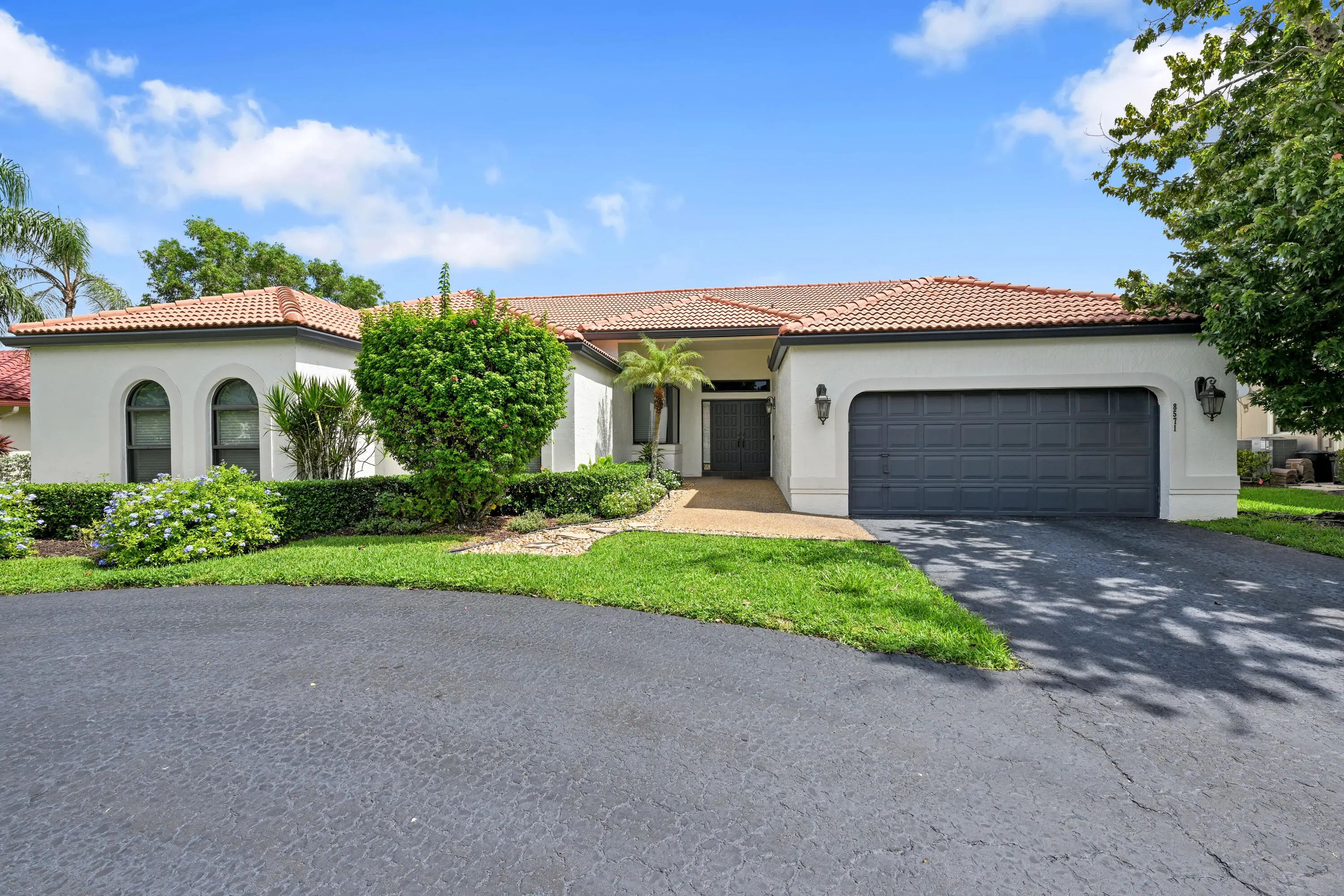 8571 Nw 53rd Court, Coral Springs