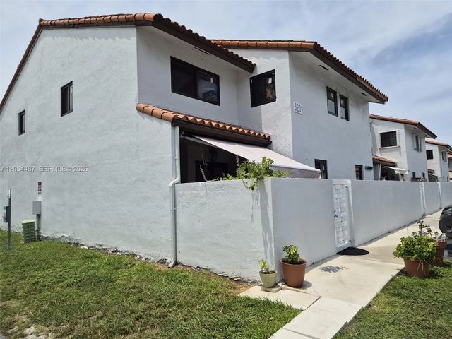 6201 Sw 138  Th Court #g, Miami