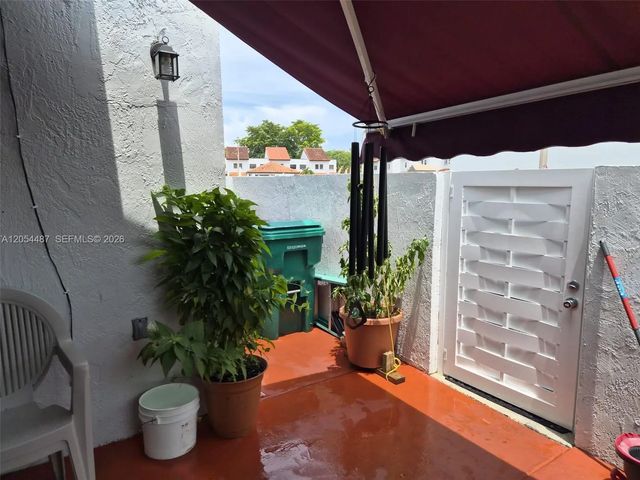 2 of 13 - 6201 Sw 138  Th Court #g, Miami, FL