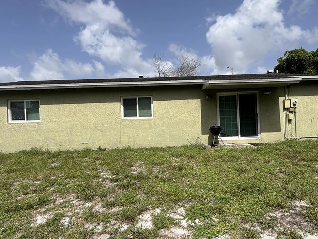 2 of 18 - 1250 Sw 5th Terrace, Deerfield Beach, FL