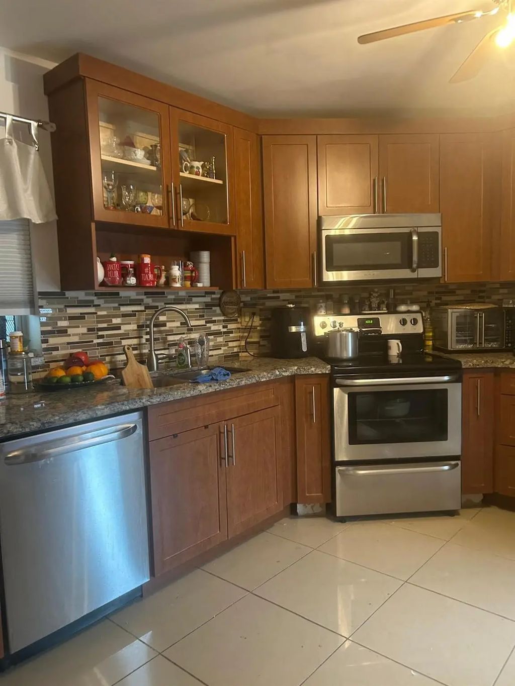 3 Greenway Village N #202, Royal Palm Beach