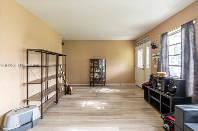 4 of 10 - 3991 Nw 108th Avenue, Coral Springs, FL