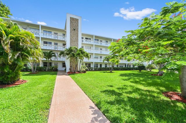 3 of 27 - 4087 Newport S, Deerfield Beach, FL