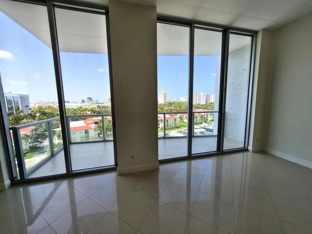 5 of 64 - 3029 Ne 188th Street #805, Aventura, FL