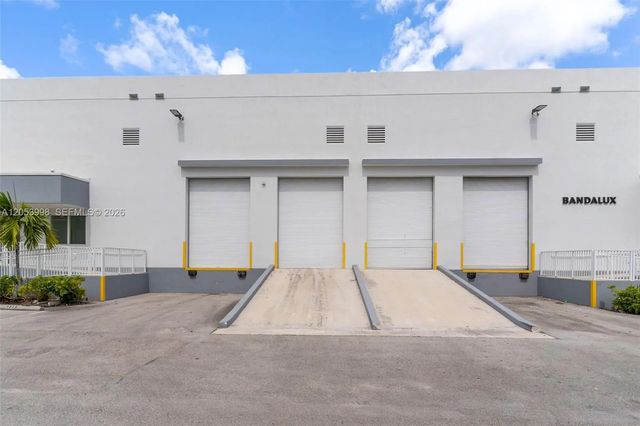 7900 Nw 71st Street, Medley