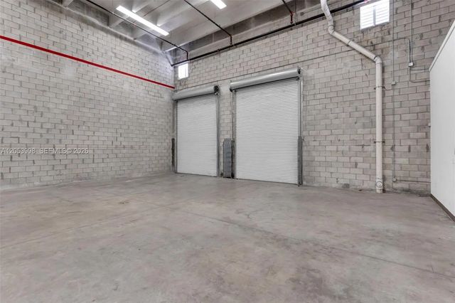 5 of 32 - 7900 Nw 71st Street, Medley, FL