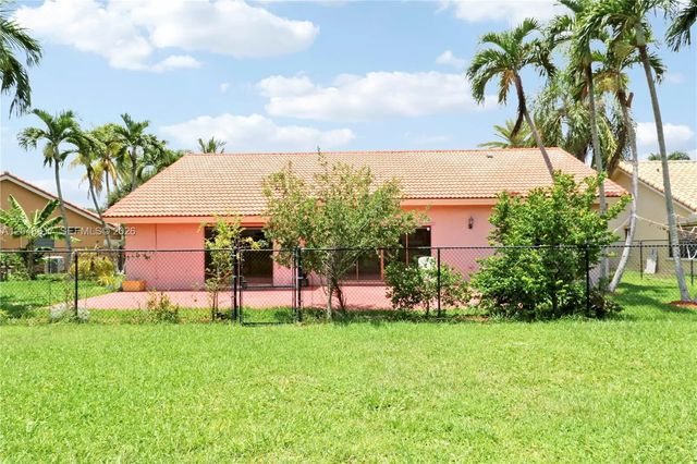 2 of 32 - 9496 Sun Pointe Drive, Boynton Beach, FL