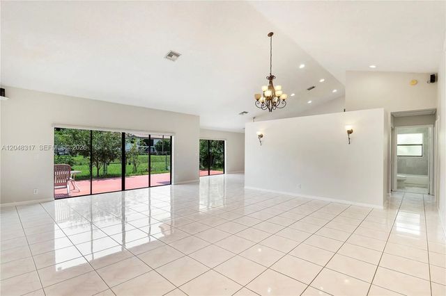 5 of 32 - 9496 Sun Pointe Drive, Boynton Beach, FL