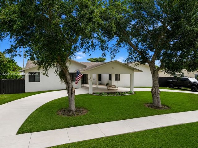 2 of 56 - 225 Nw 21st Street, Homestead, FL