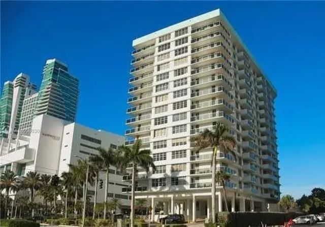 3 of 18 - 3725 S Ocean Drive #727, Hollywood, FL