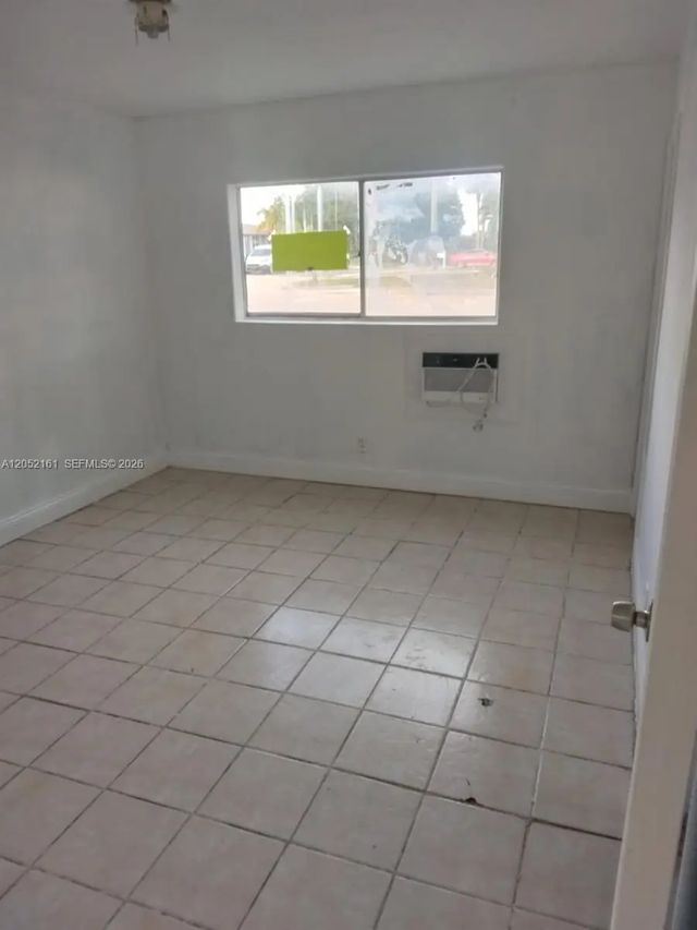 4 of 10 - 1829 N A Street #25, Lake Worth, FL