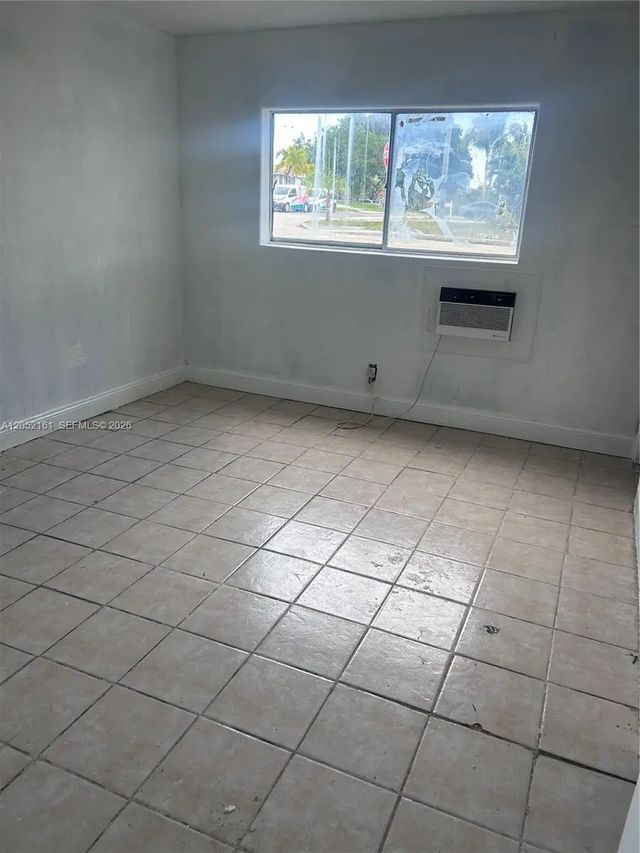 5 of 10 - 1829 N A Street #25, Lake Worth, FL