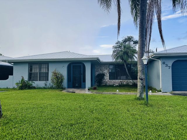 637 Se Thornhill Drive, Port St. Lucie