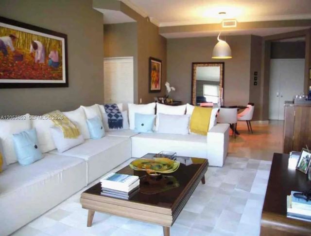 2 of 13 - 808 Brickell Key Drive #606, Miami, FL