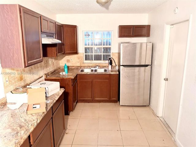 3 of 24 - 1561 Nw 7th Terrace, Pompano Beach, FL