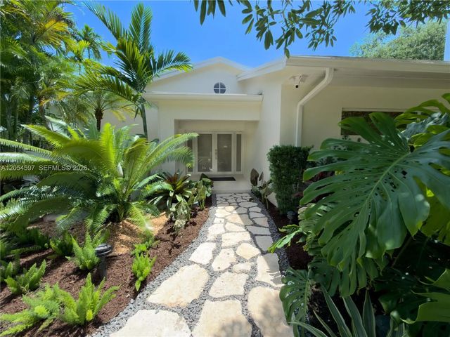 11450 Sw 92nd Court, Miami