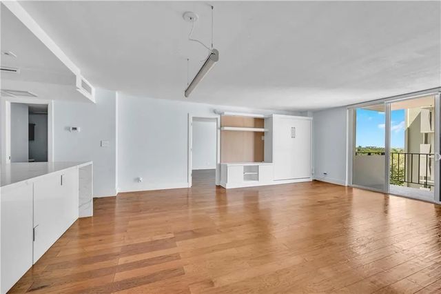 3 of 31 - 1900 S Ocean Boulevard #apt 6j, Lauderdale-By-The-Sea, FL