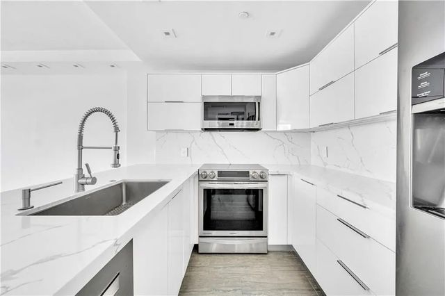 5 of 31 - 1900 S Ocean Boulevard #apt 6j, Lauderdale-By-The-Sea, FL