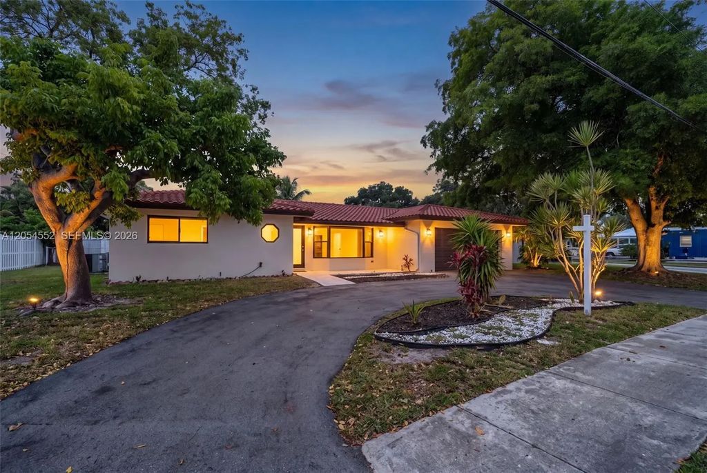 1109 Se 10th Street, Deerfield Beach