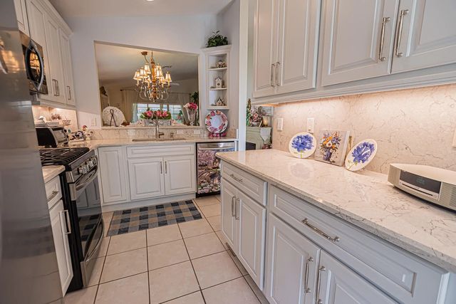 2 of 34 - 627 Nw Whitfield Way, Port St. Lucie, FL