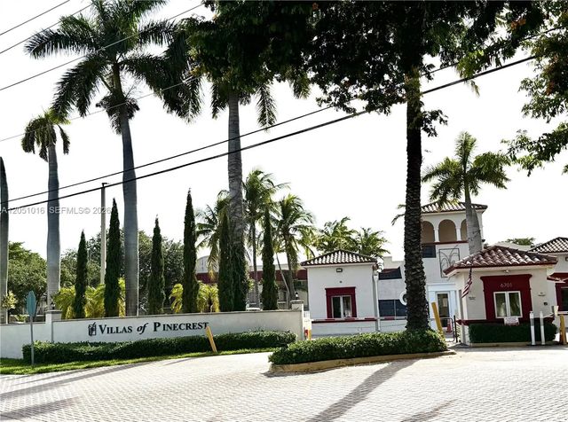 6715 N Kendall Drive #707, Pinecrest